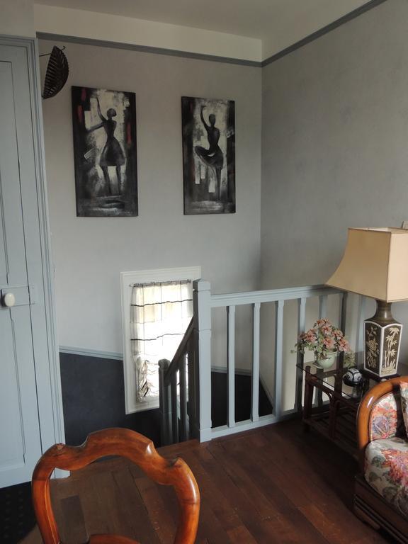 Loire, Chateaux, Et Vignes Onzain Room photo